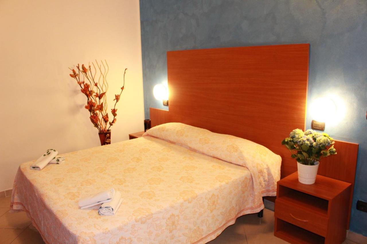 Hotel Nettuno Montecatini Terme Exterior photo